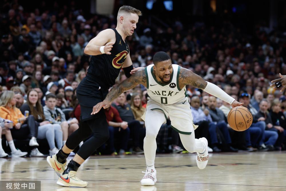 后卫的身体 后卫的身体